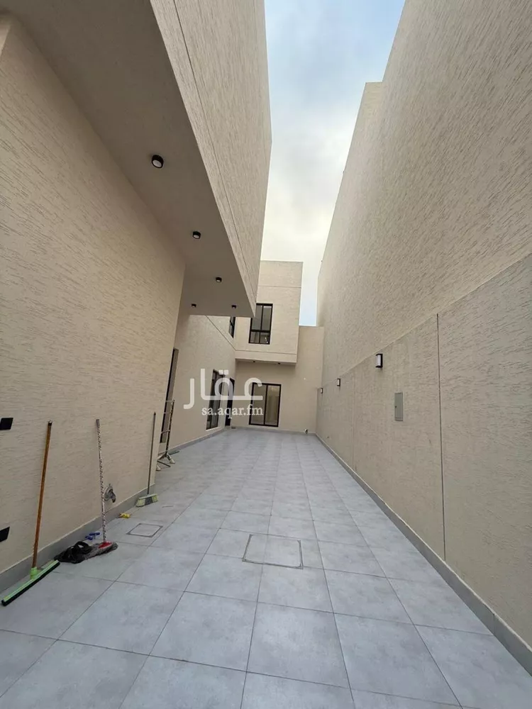 فيلا للبيع في شارع مليح بن طريف, حي المهدية, مدينة الرياض, منطقة الرياض صورة 3