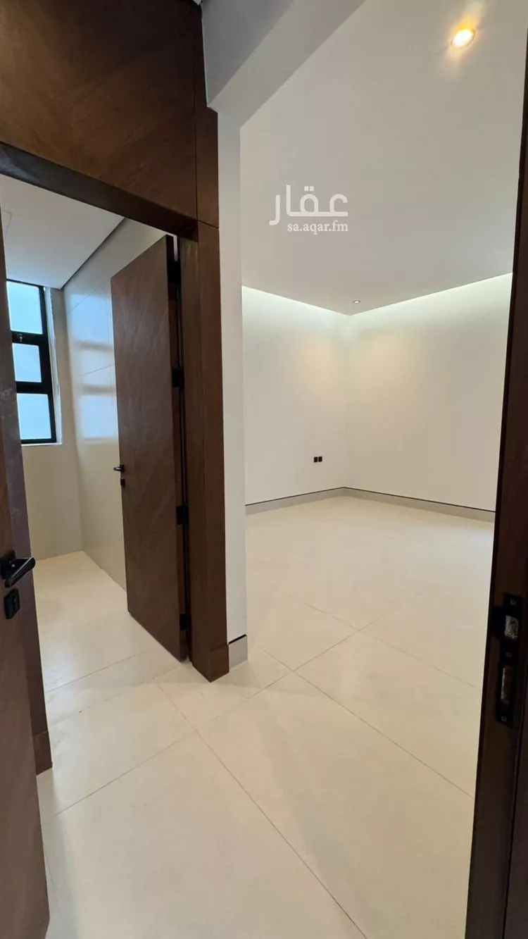 فيلا للبيع في شارع السيل الكبير, حي المهدية, مدينة الرياض, منطقة الرياض صورة 3