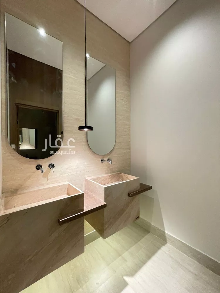 فيلا للبيع في شارع الدهناء, حي المهدية, مدينة الرياض, منطقة الرياض صورة 2