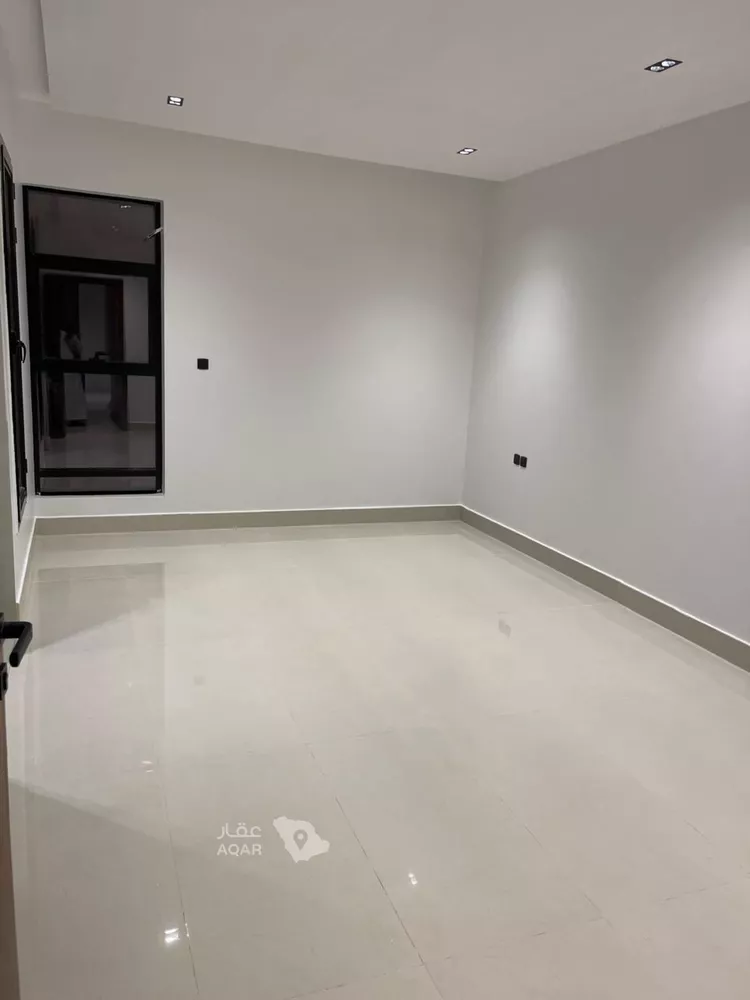 فيلا للإيجار في شارع سيف الدين الخطيب, حي المهدية, مدينة الرياض, منطقة الرياض 4