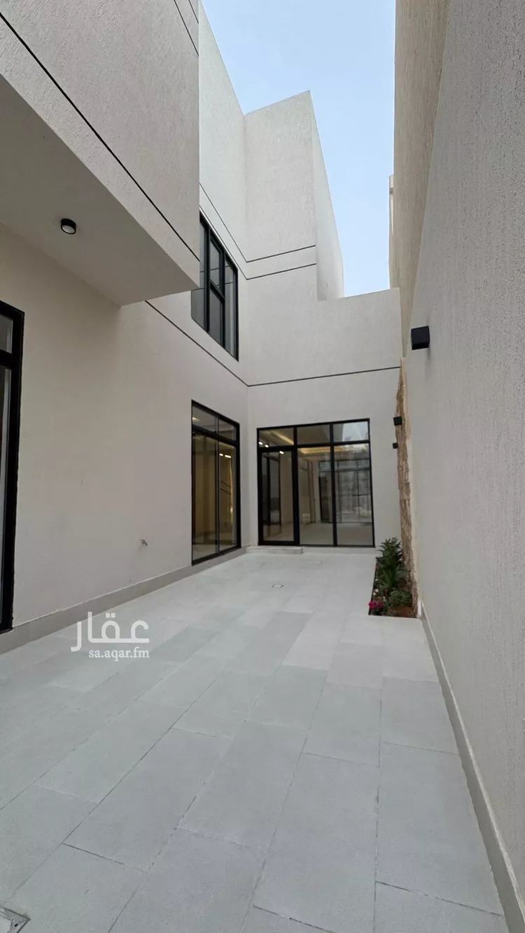 فيلا للبيع في شارع علي الجمال, حي المهدية, مدينة الرياض, منطقة الرياض صورة 4
