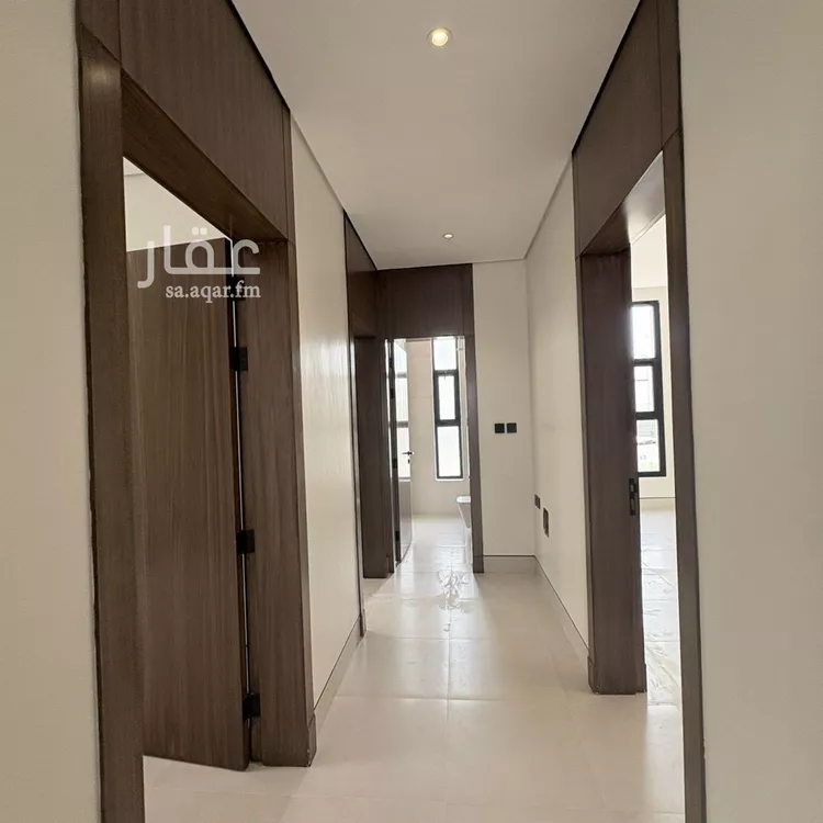 دور للبيع في شارع عائشة بنت ابي بكر, حي شبرا, مدينة الرياض, منطقة الرياض صورة 4