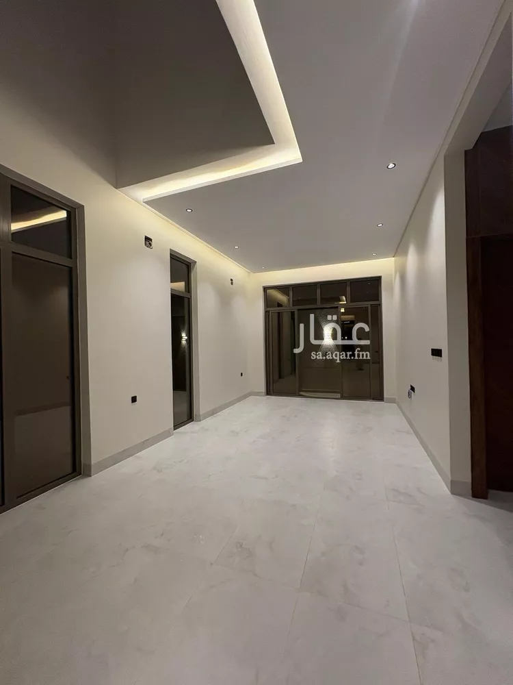 فيلا للبيع في شارع محمد بن أبي بكر القيم, حي المهدية, مدينة الرياض, منطقة الرياض صورة 4