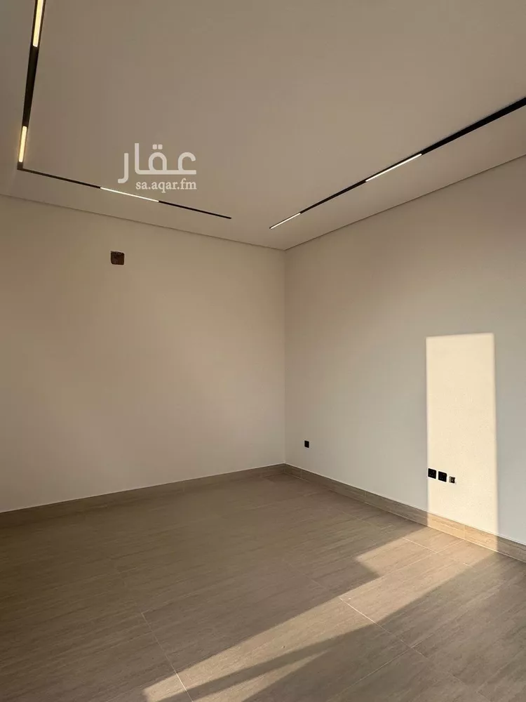 فيلا للبيع في شارع السيل الكبير, حي المهدية, مدينة الرياض, منطقة الرياض صورة 5