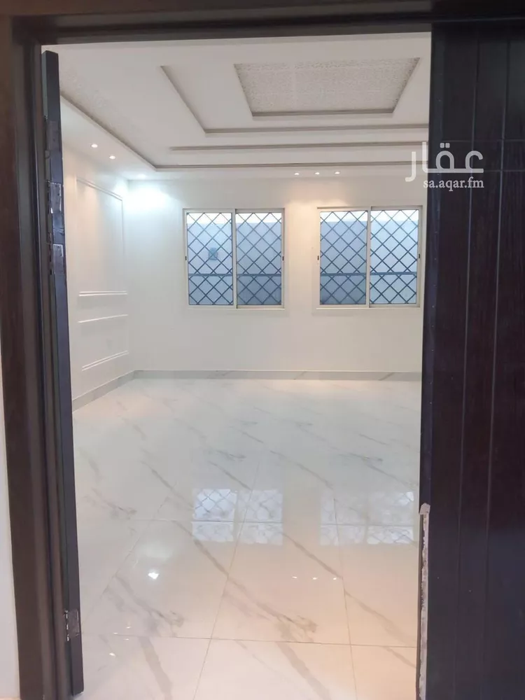 فيلا للبيع في شارع جبل الحسي, حي ظهرة لبن, مدينة الرياض, منطقة الرياض صورة 2