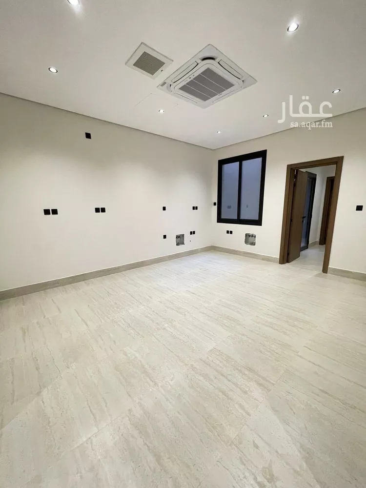 فيلا للبيع في شارع الدهناء, حي المهدية, مدينة الرياض, منطقة الرياض صورة 3