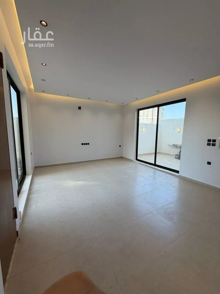 فيلا للبيع في شارع محمد بن أبي بكر القيم, حي المهدية, مدينة الرياض, منطقة الرياض صورة 4