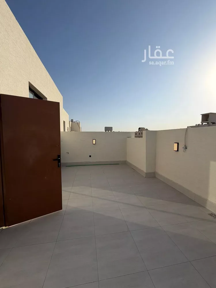 فيلا للبيع في شارع محمد بن أبي بكر القيم, حي المهدية, مدينة الرياض, منطقة الرياض 11