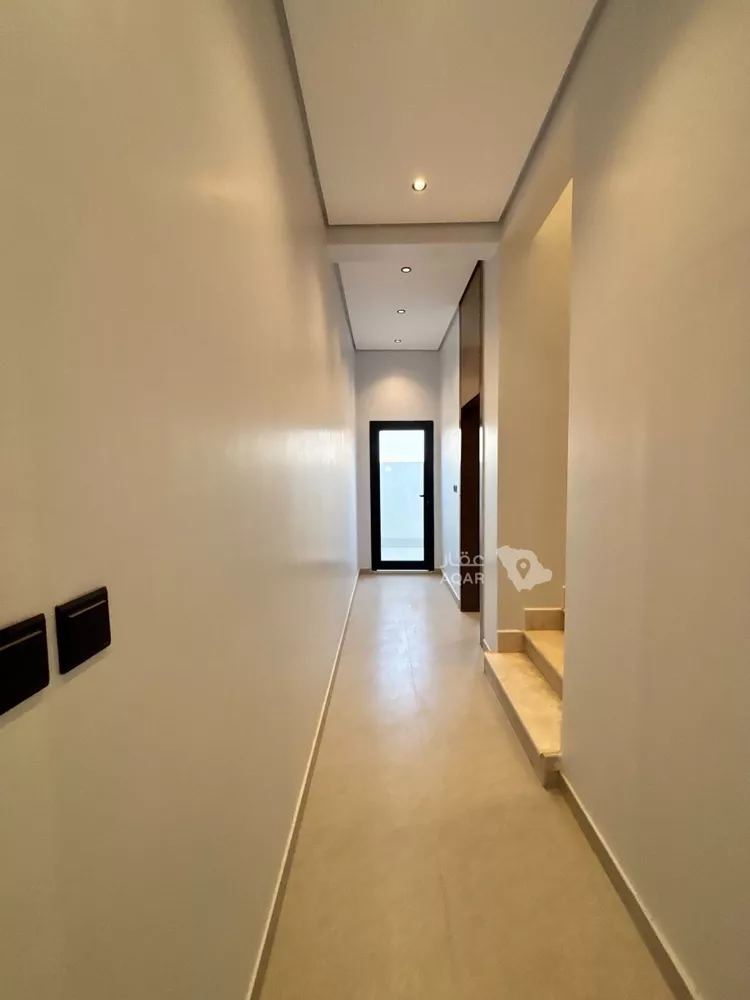 Villa for Sale in Riyadh Al Mahdiyah 17