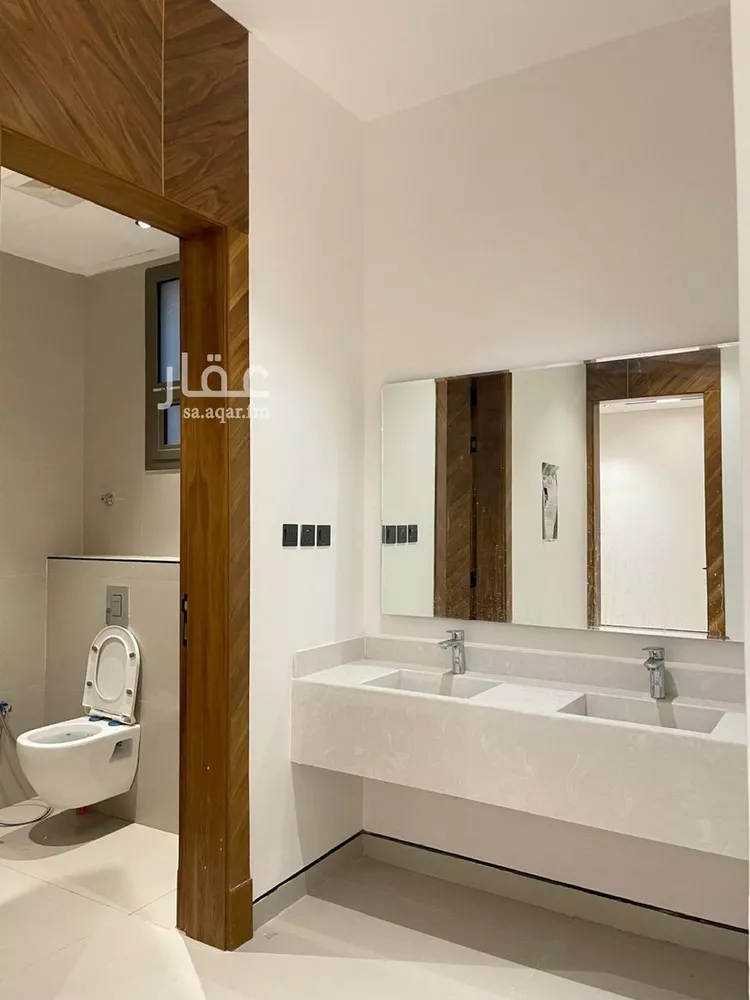 فيلا للبيع في شارع السيل الكبير, حي المهدية, مدينة الرياض, منطقة الرياض صورة 2