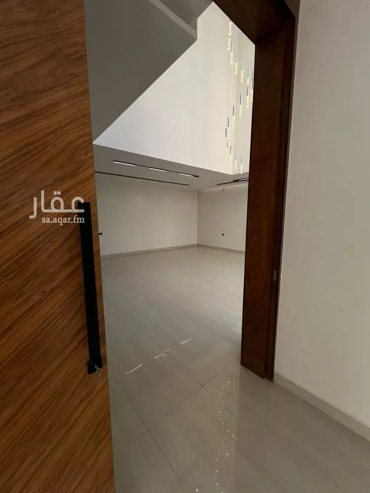 فيلا للبيع في شارع السيل الكبير, حي المهدية, مدينة الرياض, منطقة الرياض 21