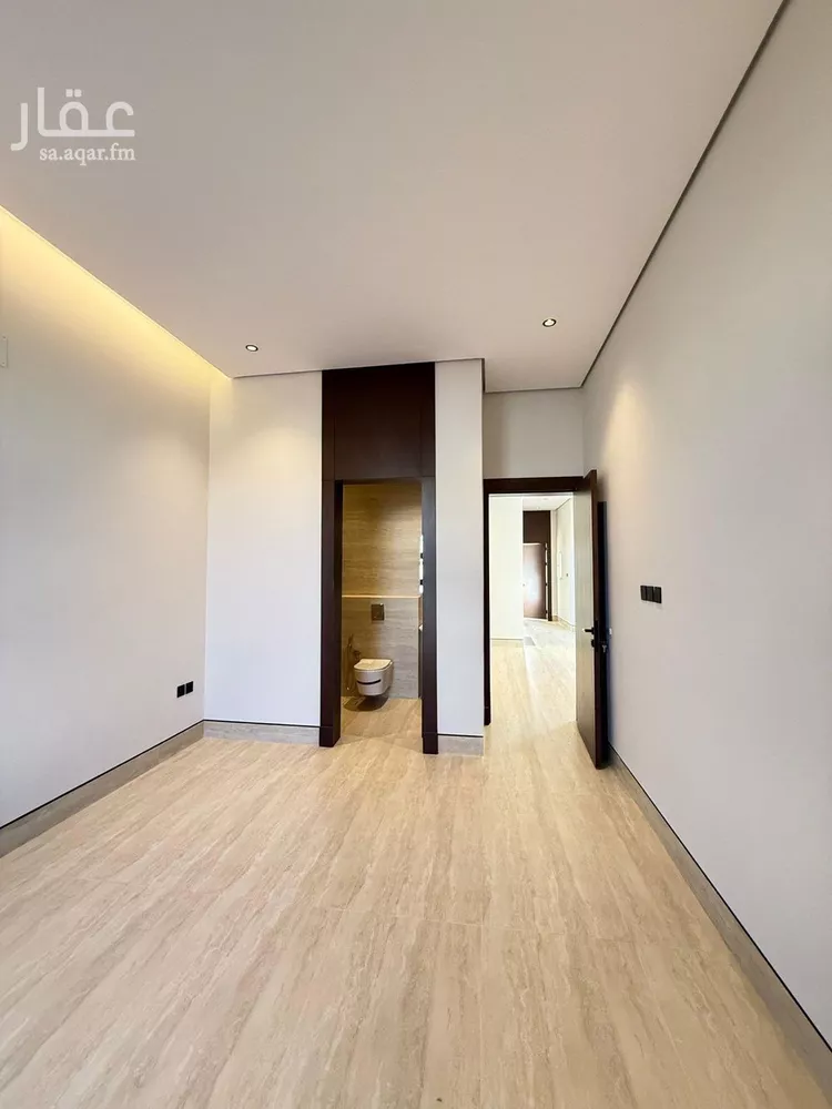 فيلا للبيع في شارع عبدالملك الهاشمي, حي المهدية, مدينة الرياض, منطقة الرياض صورة 3