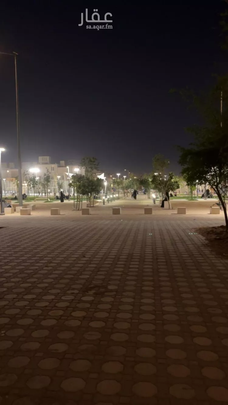 فيلا للبيع في شارع عبدالقادر بن النقيب, حي القادسية, مدينة الرياض, منطقة الرياض 14