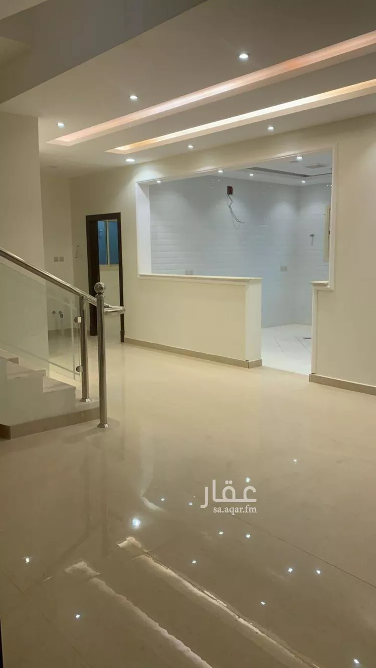 فيلا للبيع في شارع أحمد بن بكر بن بقية, حي العارض, مدينة الرياض, منطقة الرياض صورة 2