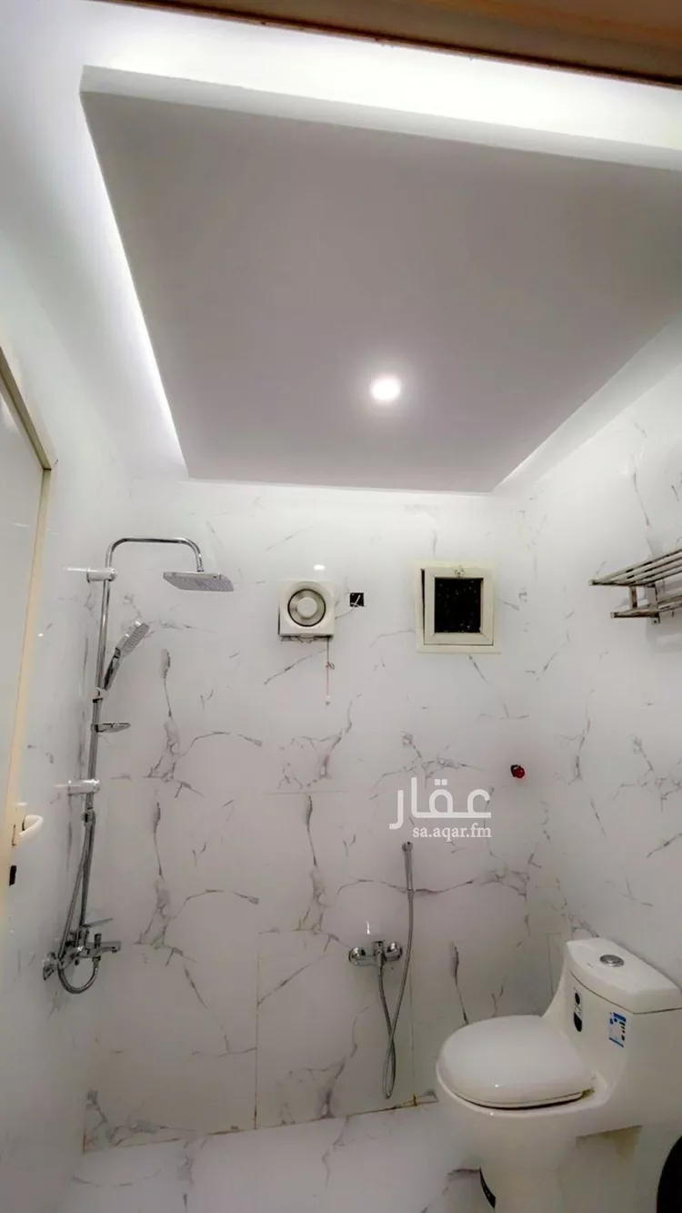 شقة للإيجار في شارع حمام الانف, حي الملقا, مدينة الرياض, منطقة الرياض صورة 2