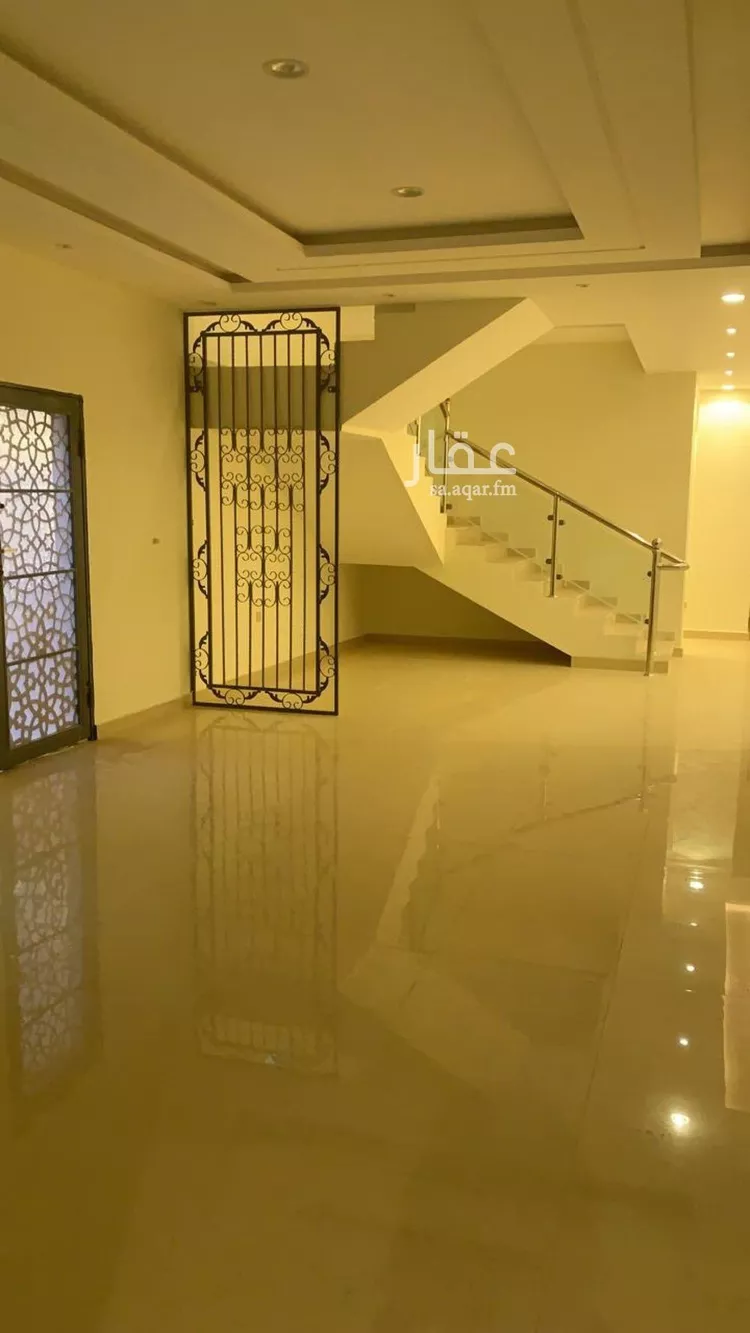 فيلا للبيع في شارع أحمد بن بكر بن بقية, حي العارض, مدينة الرياض, منطقة الرياض صورة 2