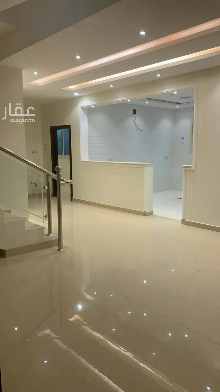 فيلا للبيع في شارع أحمد بن بكر بن بقية, حي العارض, مدينة الرياض, منطقة الرياض صورة 3