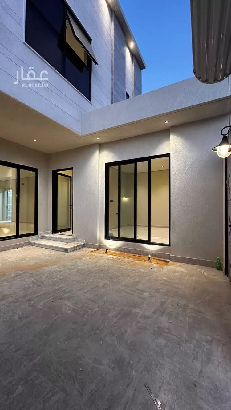 دور للبيع في شارع عثمان الرويني, حي البساتين الشرقي, مدينة بريدة, منطقة القصيم صورة 5