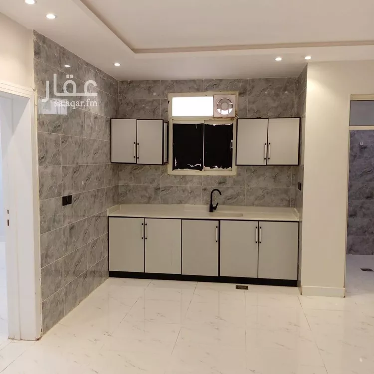 شقة للإيجار في شارع الشيخ حسن بن حسين بن علي, حي إشبيلية, مدينة الرياض, منطقة الرياض صورة 2