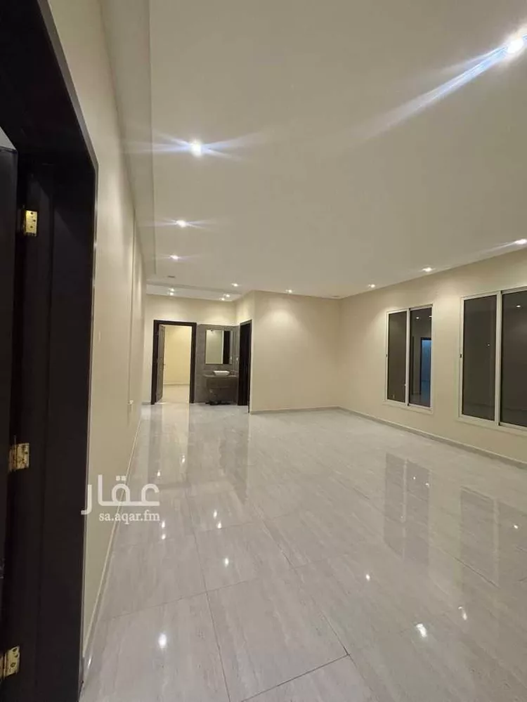 Floor for Rent in Riyadh Tuwaiq 8