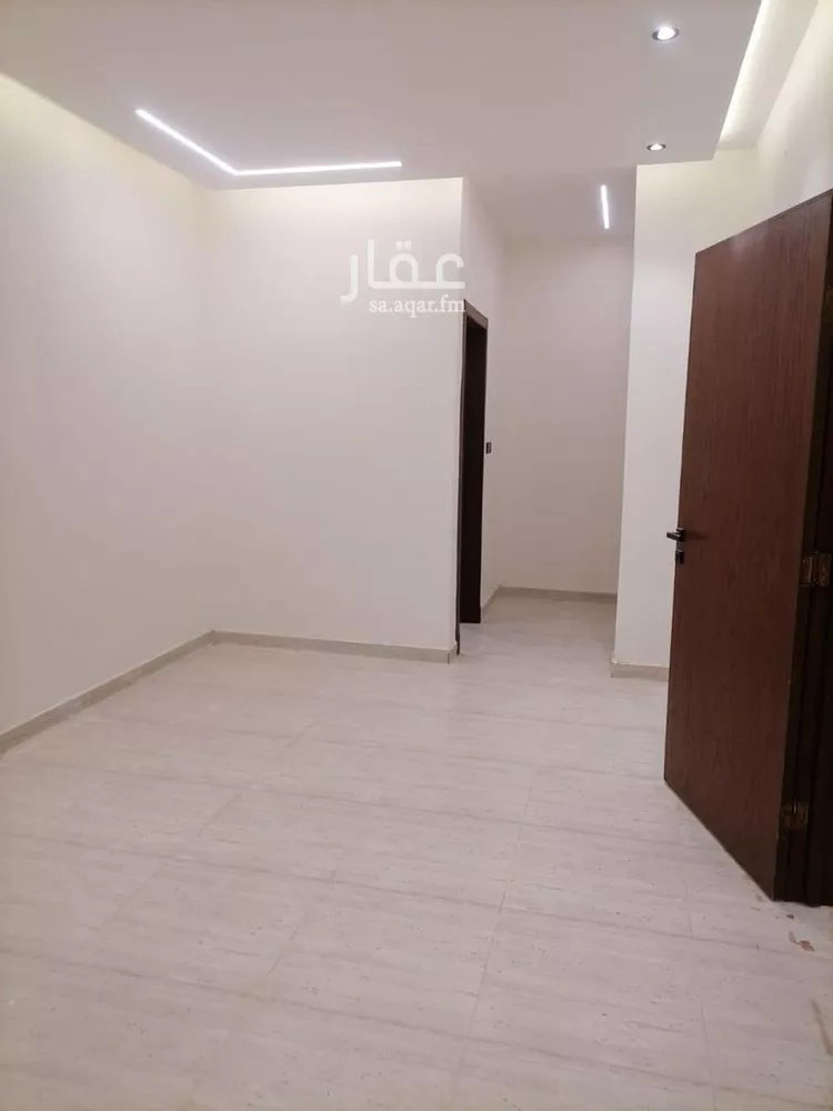 فيلا للبيع في شارع محمد بن شيبة, حي طويق, مدينة الرياض, منطقة الرياض صورة 3