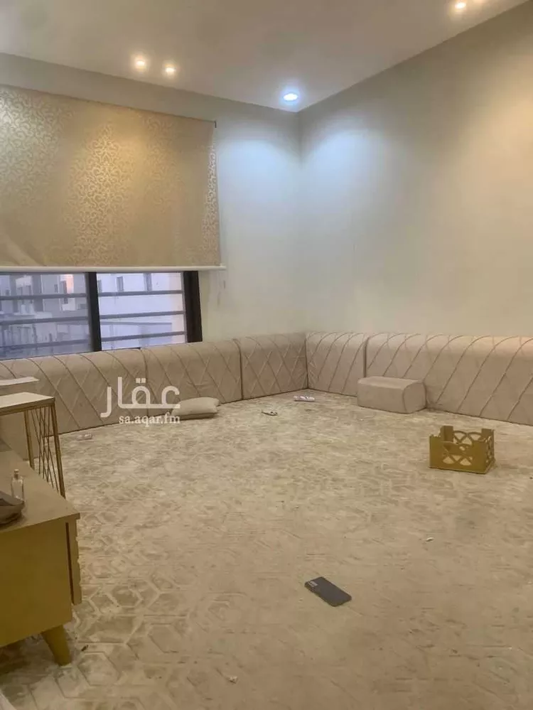 دور للإيجار في شارع إسماعيل بن مبارك ، حي عريض ، الرياض ، منطقة الرياض صورة 2