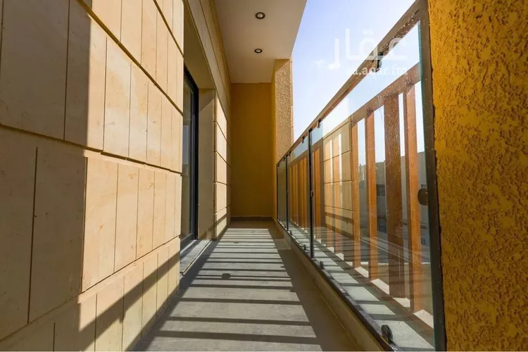 Shop for Rent in Riyadh Al Malqa صورة 4