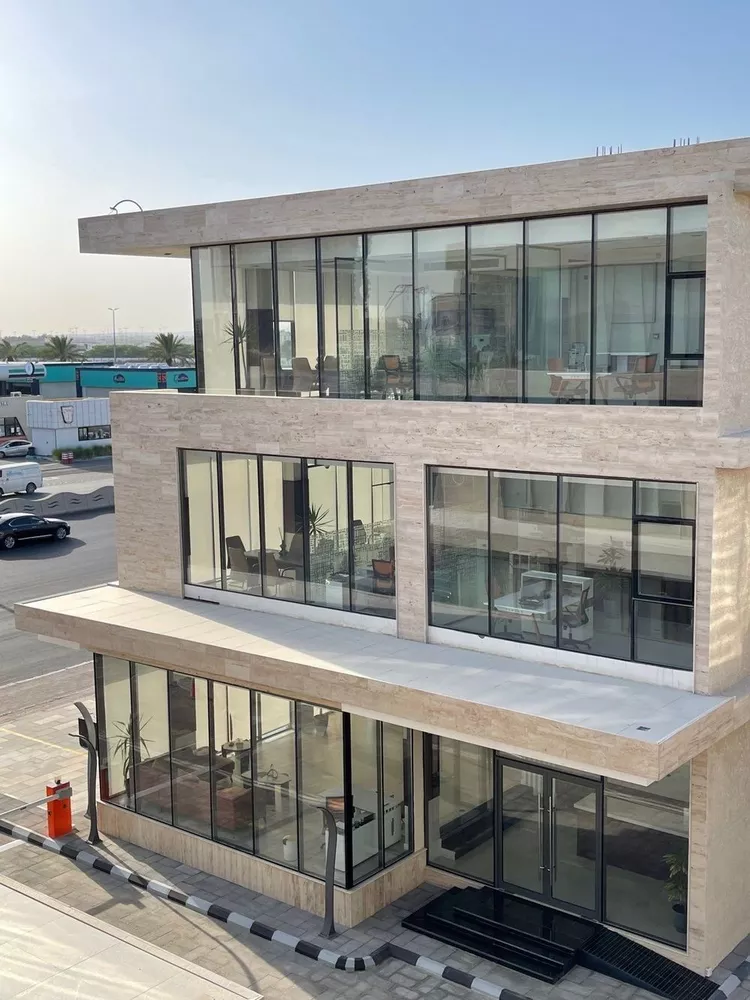 Commercial Office for Rent in Al Khobar Al Khour صورة 3