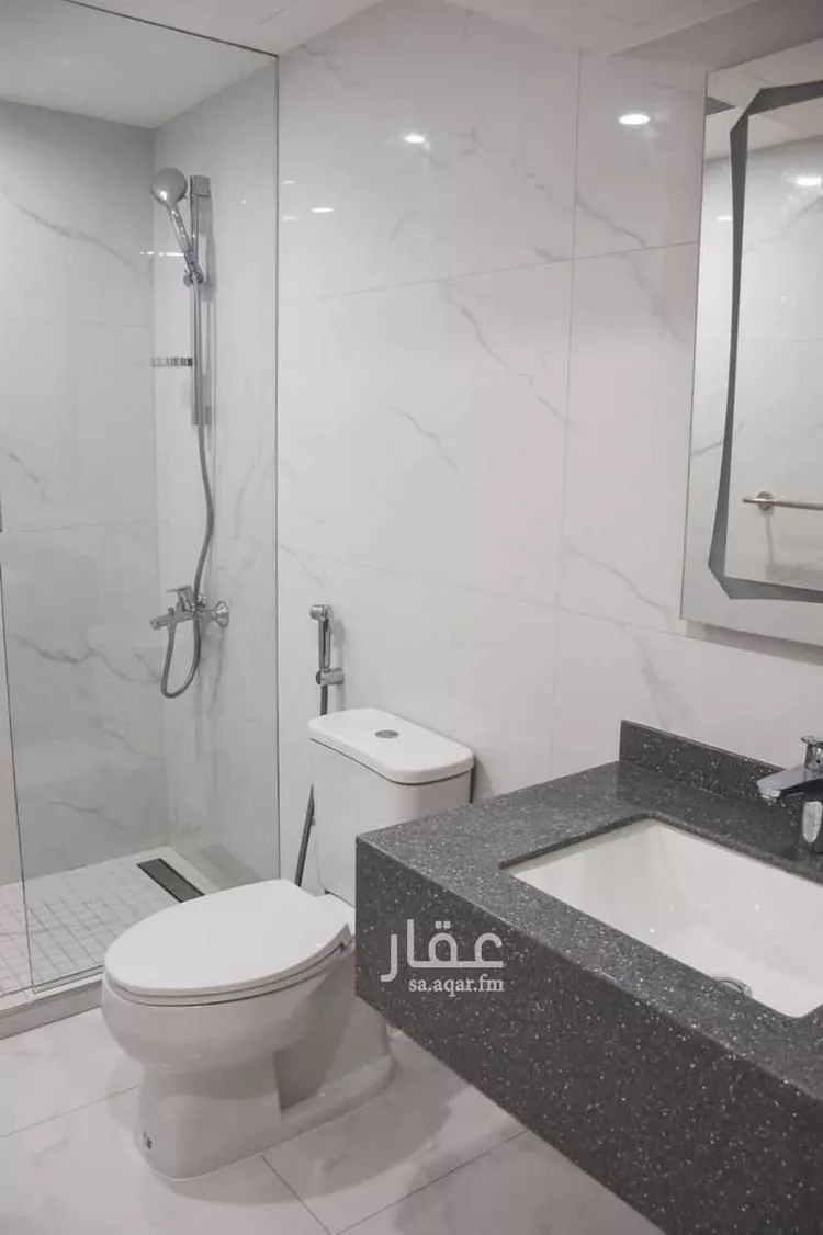 شقة للإيجار في شارع العشرون, حي الخبر الجنوبية, مدينة الخبر, المنطقة الشرقية صورة 5