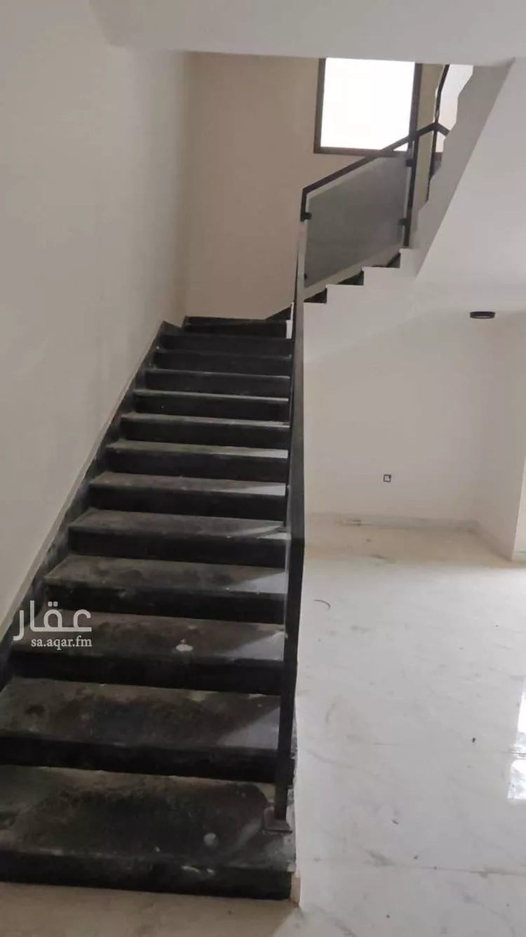 فيلا للبيع في شارع بلال بن سالم, حي ضاحية الملك فهد, مدينة الدمام, المنطقة الشرقية صورة 3
