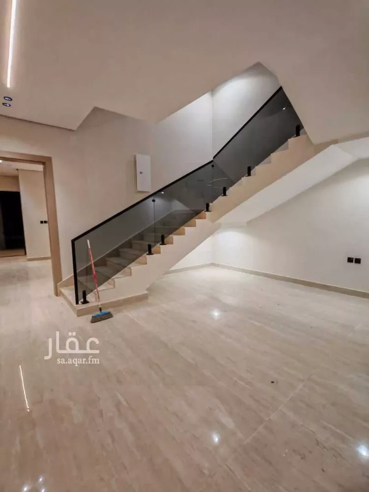 فيلا للبيع في حي ضاحية الملك فهد, مدينة الدمام, المنطقة الشرقية صورة 5