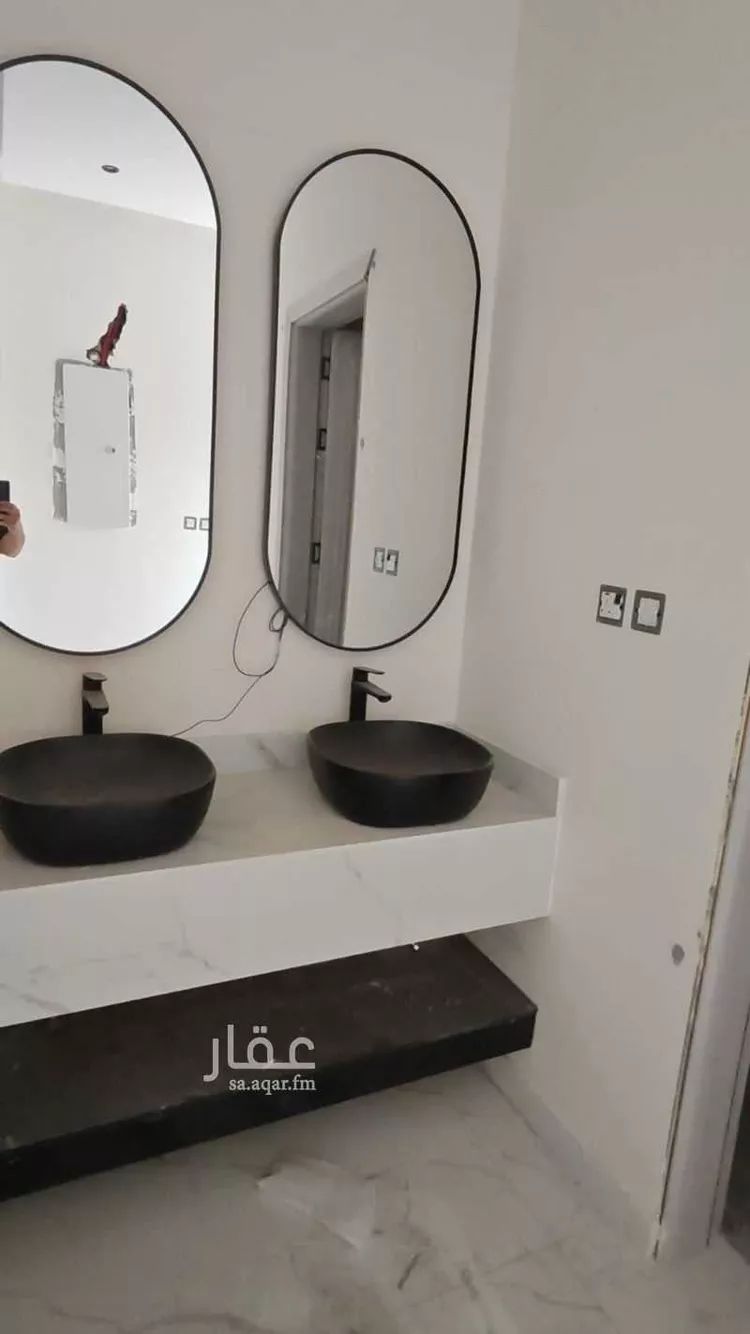 فيلا للبيع في شارع بلال بن سالم, حي ضاحية الملك فهد, مدينة الدمام, المنطقة الشرقية صورة 4