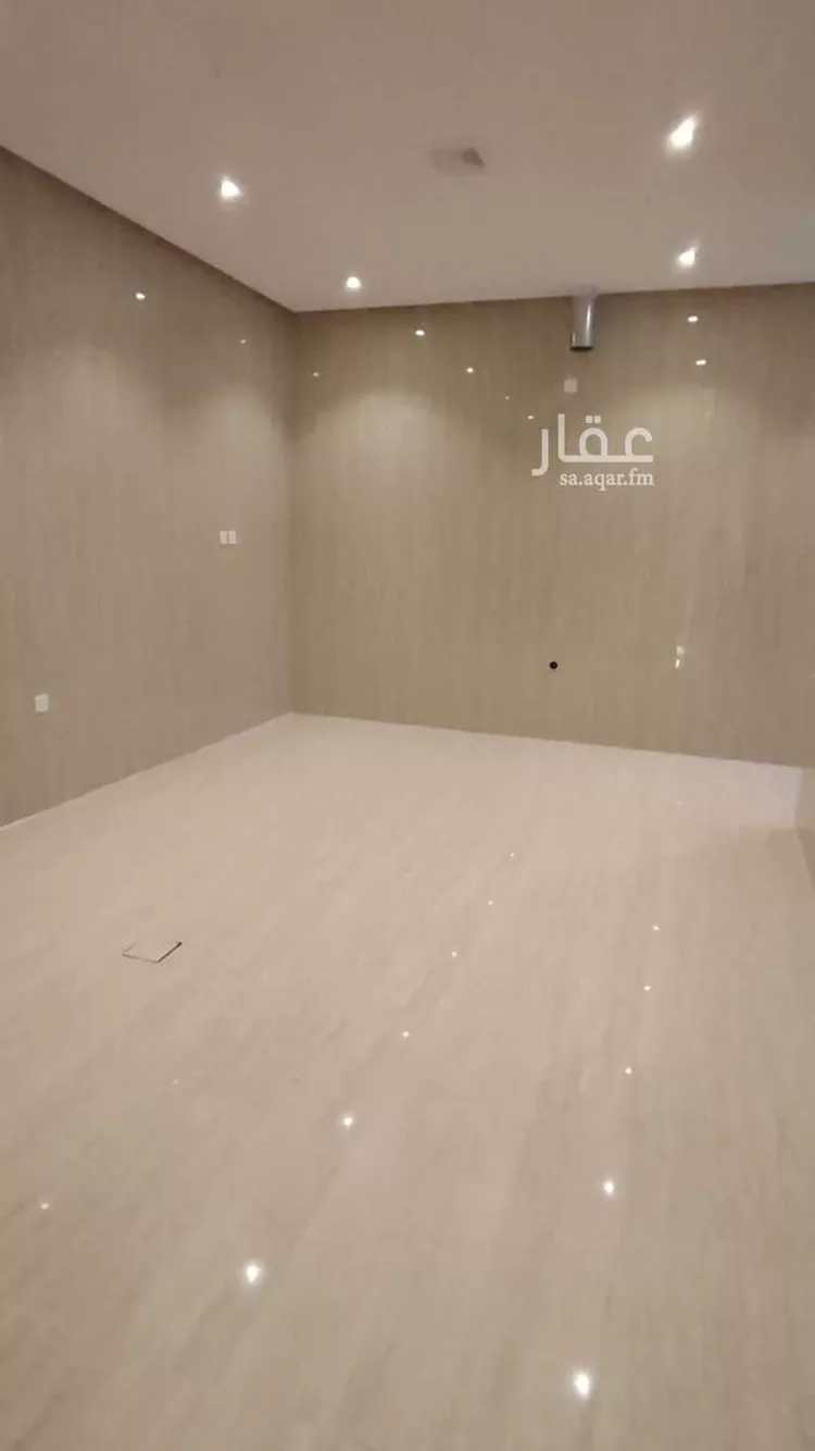 فيلا للبيع في شارع بلال بن سالم, حي ضاحية الملك فهد, مدينة الدمام, المنطقة الشرقية صورة 2