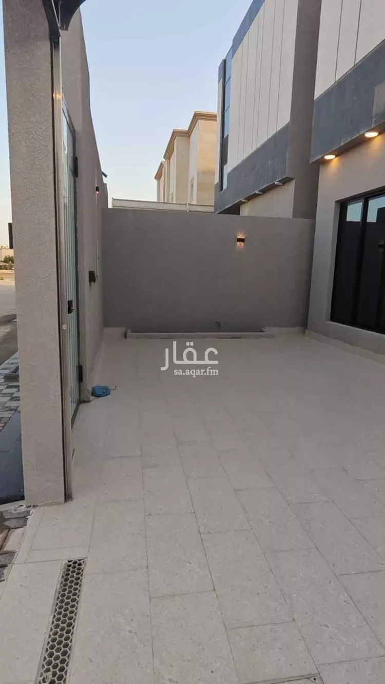 Villa for Sale in Dammam King Fahd 14