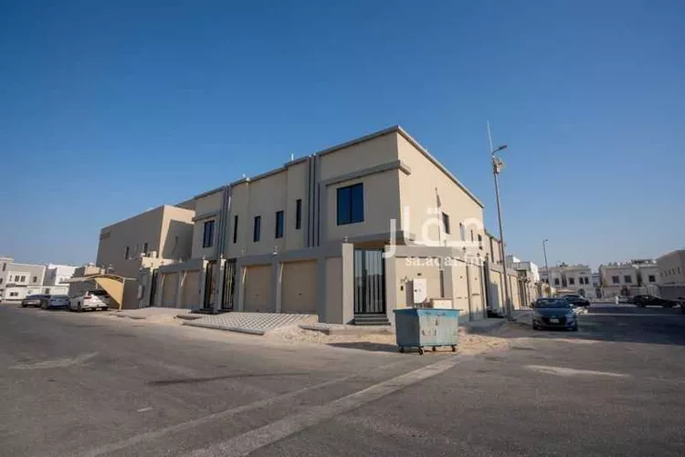 شقة للبيع في شارع العيينه, حي ضاحية الملك فهد, مدينة الدمام, المنطقة الشرقية