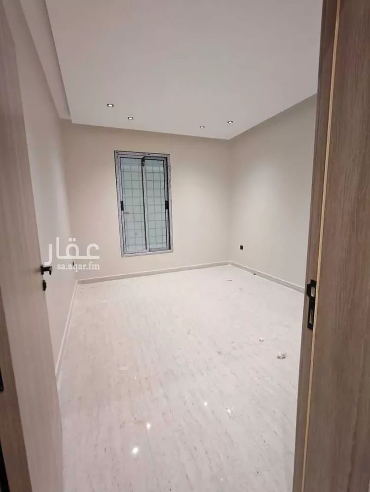 Apartment for Sale in Dammam Ash Shulah 11