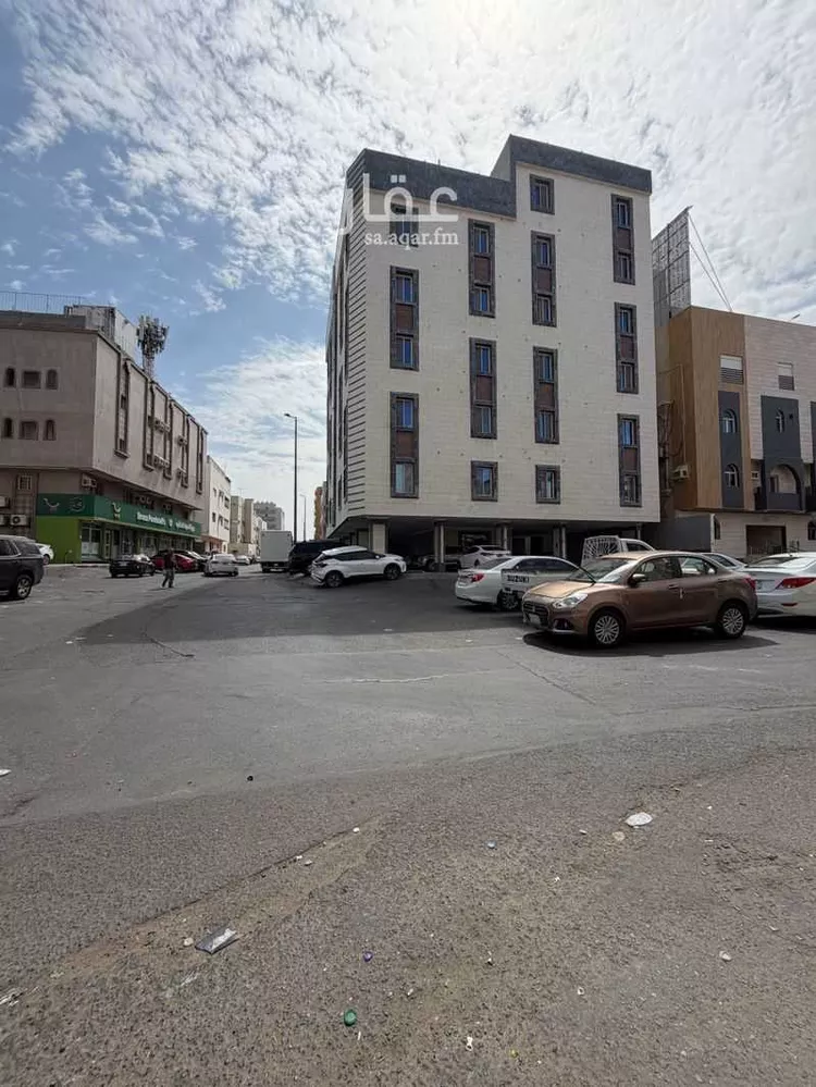 Building for Sale in Jeddah Al Bawadi صورة 2