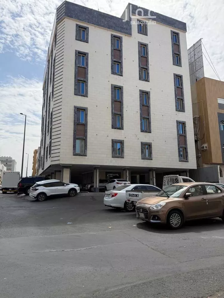 Building for Sale in Jeddah Al Bawadi صورة 3
