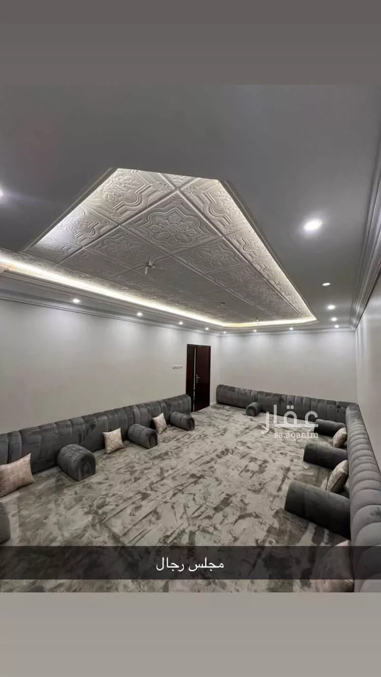 Floor for Rent in Yanbu As Subh
