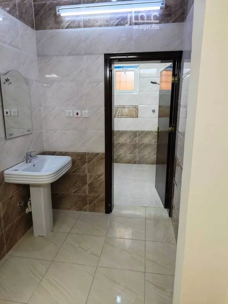 شقة للإيجار في شارع خالد المزني ، حي الغوث ، العقيق ، العقيق صورة 4