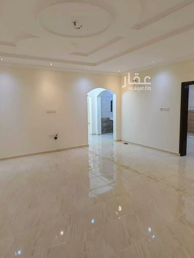 شقة للإيجار في شارع خالد المزني ، حي الغوث ، العقيق ، العقيق