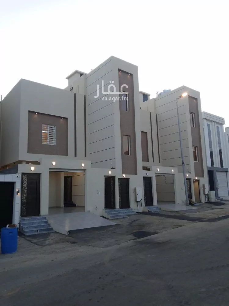 فيلا للبيع في شارع صحار, حي الزهور, مدينة أبها, منطقة عسير