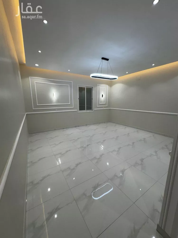 فيلا للبيع في شارع صحار, حي الزهور, مدينة أبها, منطقة عسير صورة 5