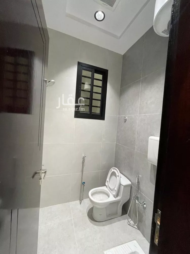 شقة للبيع في شارع حبيبة بنت خارجه, حي الواحة, مدينة خميس مشيط, منطقة عسير صورة 4