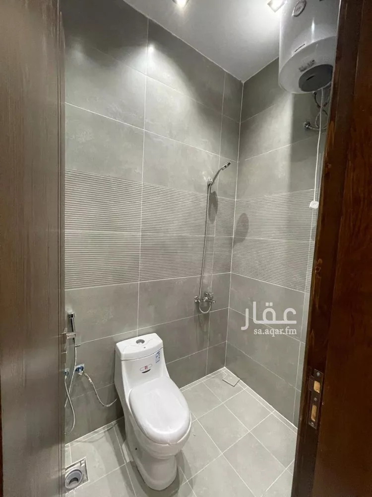 شقة للبيع في شارع الرقبان, حي الروابي, مدينة أبها, منطقة عسير صورة 2