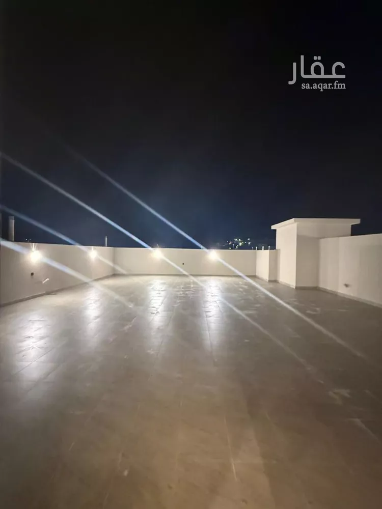 شقة للبيع في شارع عبدالرحمن الزواوي, حي الزهور, مدينة أبها, منطقة عسير صورة 2