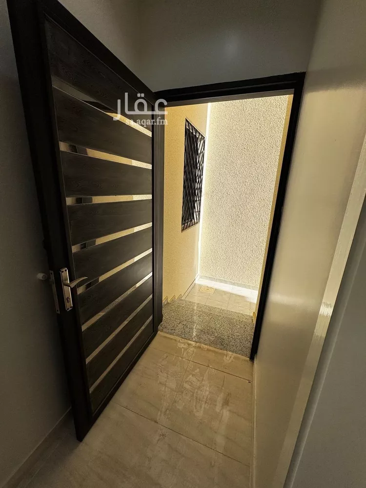 شقة للبيع في شارع سفيان الجم, حي الجامعيين, مدينة خميس مشيط, منطقة عسير صورة 2