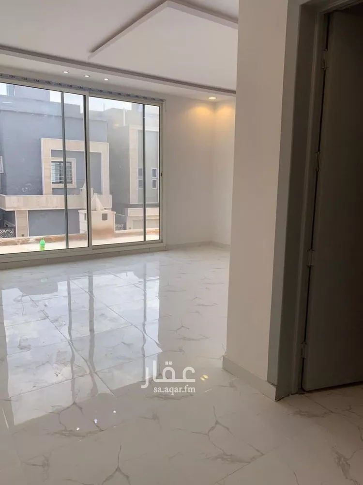 فيلا للإيجار في شارع شارع صالح بن علي ابو الورود, حي الرمال, مدينة الرياض, منطقة الرياض صورة 2