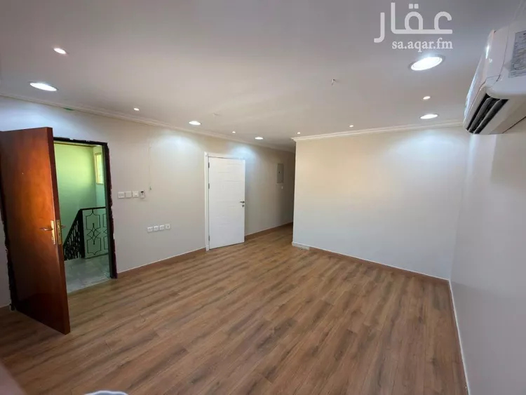 Floor for Rent in Riyadh Al Munsiyah