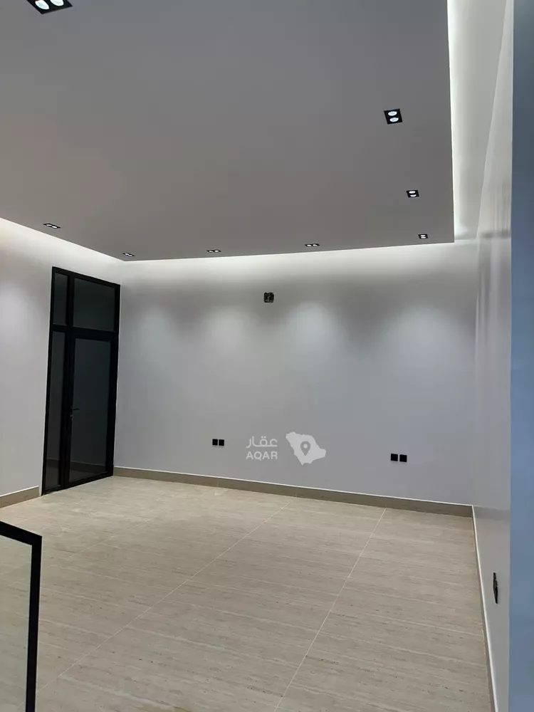 فيلا للإيجار في شارع عباس عبدالجبار, حي العوالي, مدينة الرياض, منطقة الرياض 8